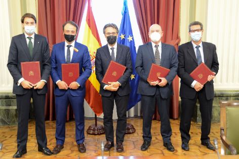 MEDIANTE UN CONVENIO SUSCRITO CON INTEROVIC, INERPORC Y PROVACUNO