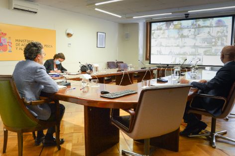 Hoy, a través de videoconferencia 