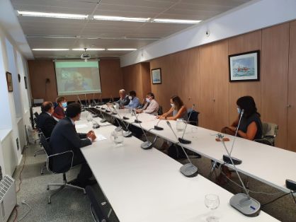 EL CONVENIO ENTRE EL MINISTERIO DE AGRICULTURA, PESCA Y ALIMENTACIÓN Y LA SOCIEDAD DE CAUCIÓN AGRARIA HA SIDO PRESENTADO HOY AL SECTOR