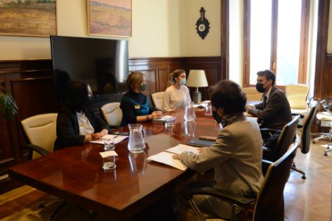 HOY, EN LA SEDE DEL MINISTERIO