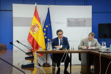 Hoy, en una reunión por videoconferencia  