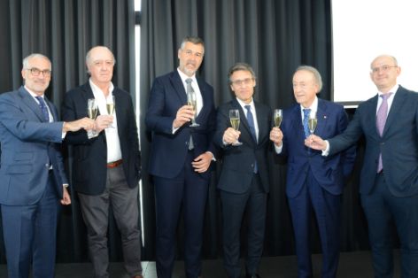 Hoy, en la clausura de la asamblea de la Federación Española del Vino 