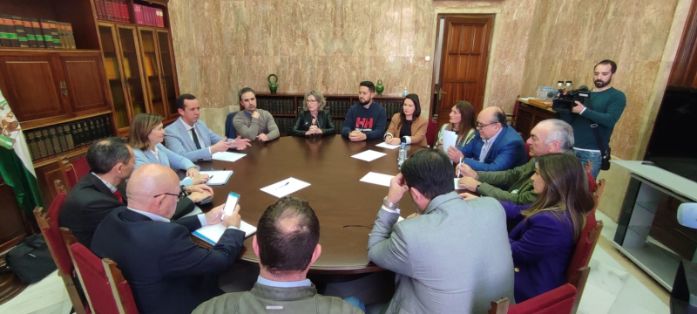 HOY, EN EL PUERTO DEPORTIVO DE AGUADULCE (ALMERÍA)