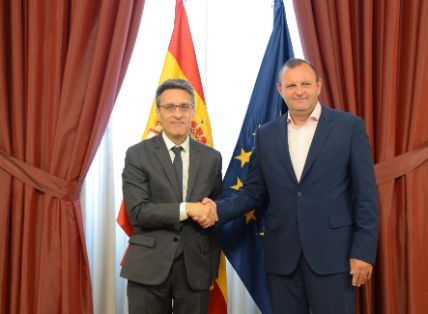 Hoy, en la sede del Ministerio