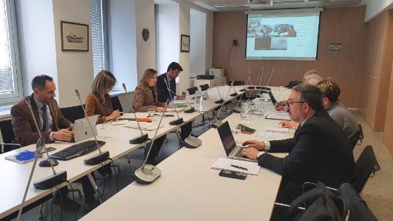 En una reunión celebrada hoy en Madrid 