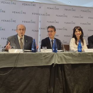 Hoy, en la clausura de la XXI jornada técnica de la Federación Nacional de Comunidades de Regantes (Fenacore) 
