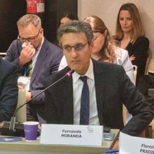 Hoy, en una mesa redonda organizada por cooperativas agroalimentarias francesas y españolas