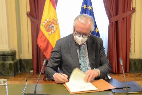 FIRMADO HOY POR EL SUBSECRETARIO DEL MAPA, LUIS ÁLVAREZ-OSSORIO, Y EL PRESIDENTE DE AGROSEGURO, IGNACIO MACHETTI