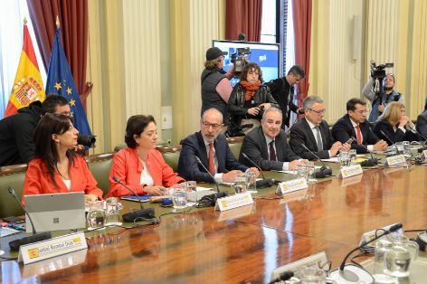 Hoy, en una reunión celebrada en el ministerio 