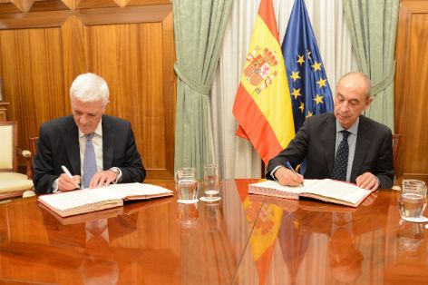 HOY, EN LA SEDE DEL MINISTERIO  