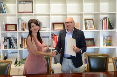 Mediante sendos convenios suscritos con la Red Española de Desarrollo Rural y la Red Estatal de Desarrollo Rural