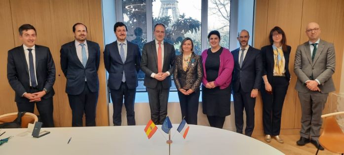 Hoy, en París, en una reunión entre la secretaria general de Pesca y su homólogo francés