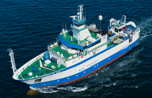 El buque zarpa hoy desde el puerto de Vigo   