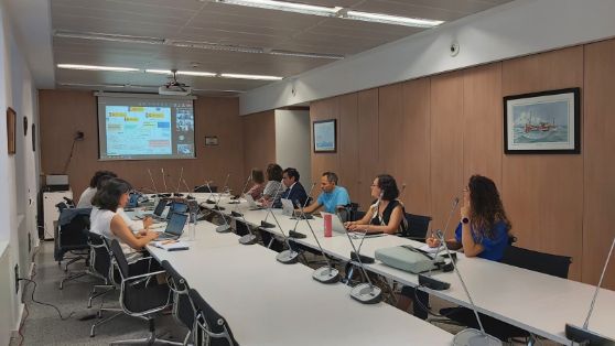 En una apuesta por acercar el trabajo científico al sector pesquero