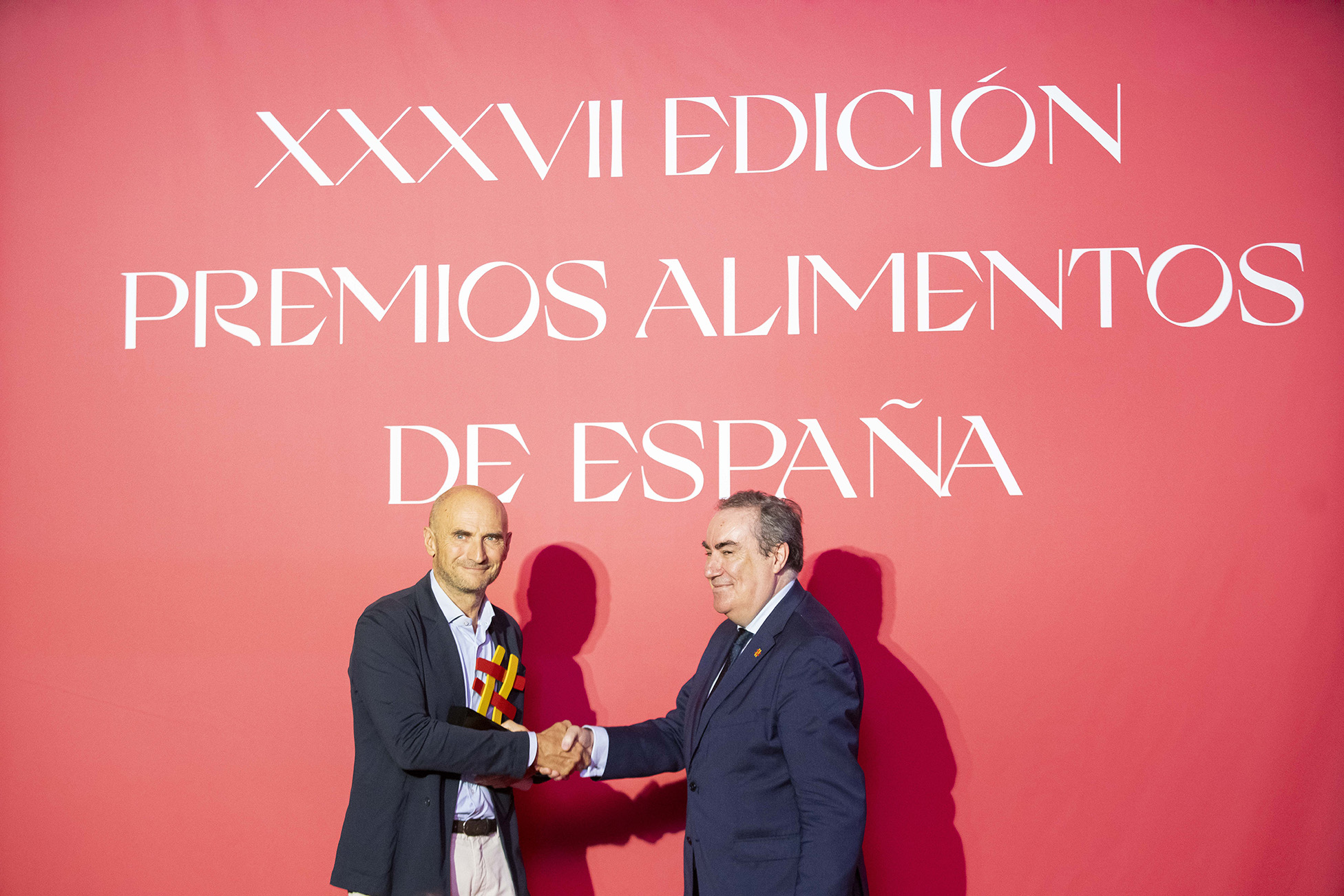 Mejor jamón serrano u otras figuras de calidad reconocidas