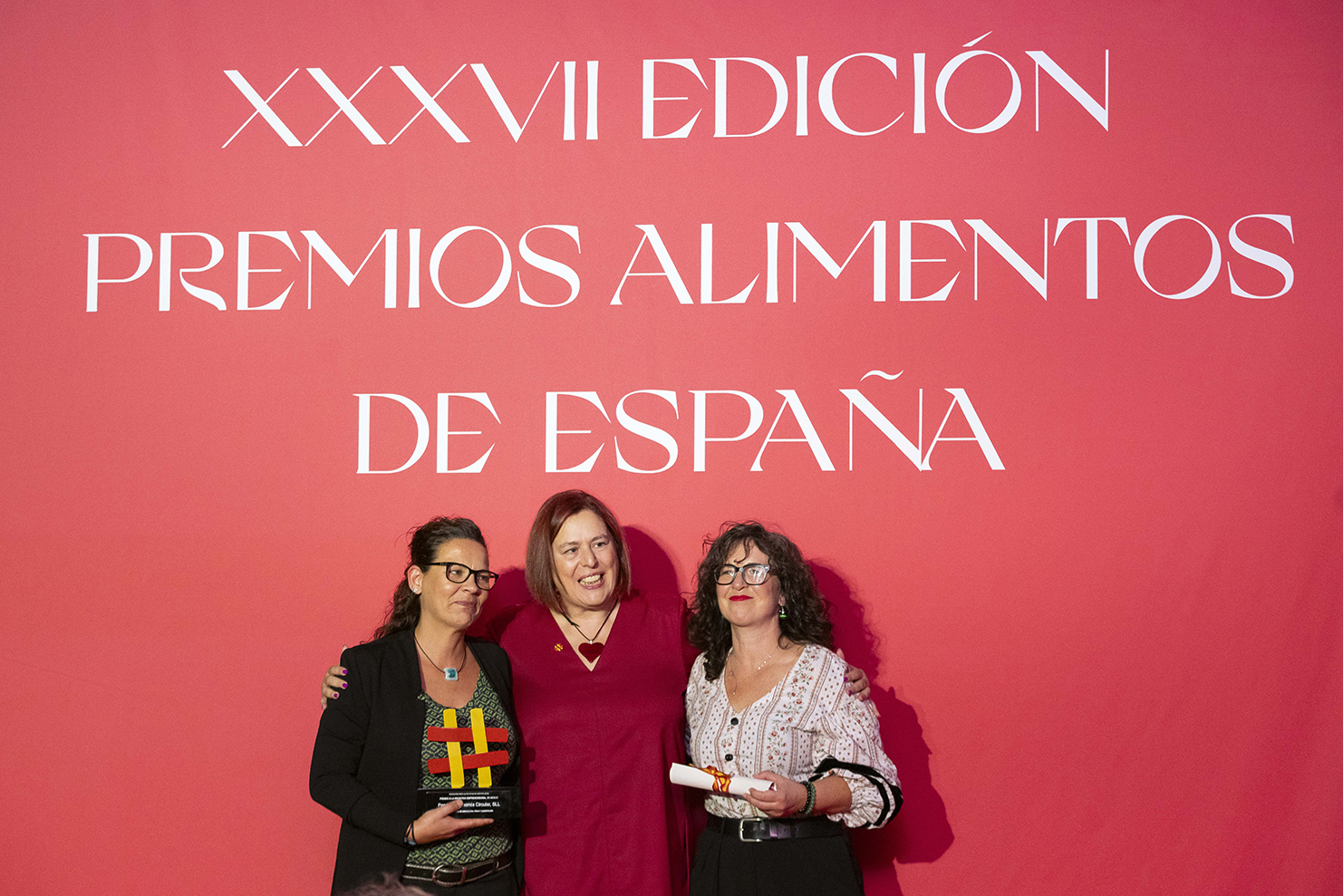 Iniciativa emprendedora, premio ex aequo