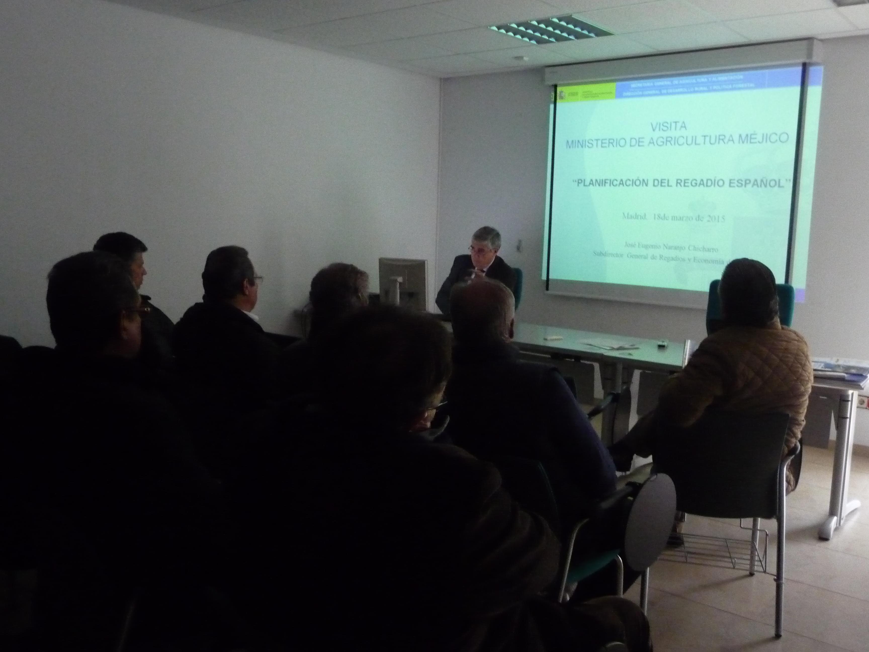 REUNIÓN DEL COMITÉ INTERNACIONAL DE RIEGOS 