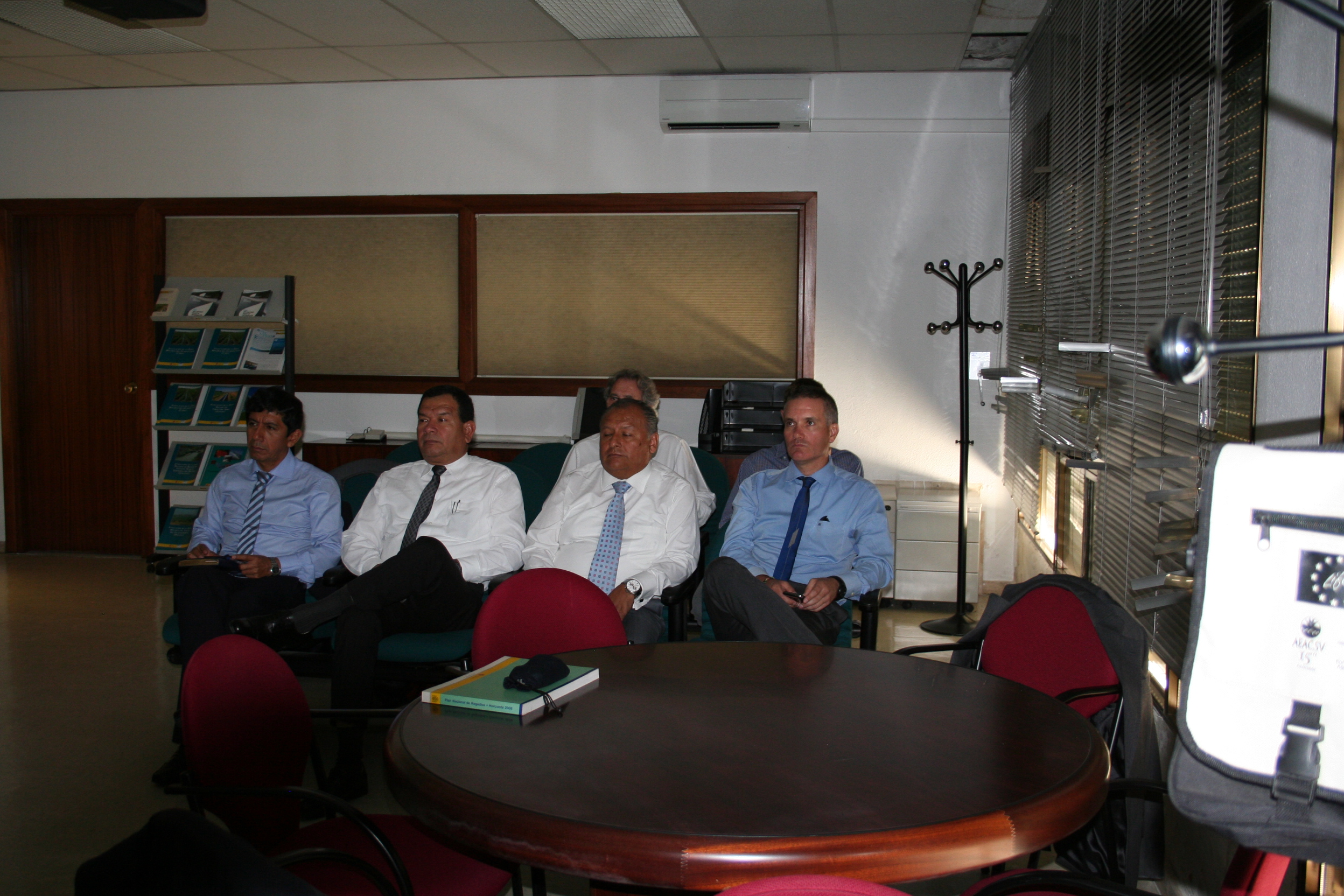 VISITA DE DELEGACIÓN DEL MINISTERIO DE AGRICULTURA Y RIEGO DE PERÚ