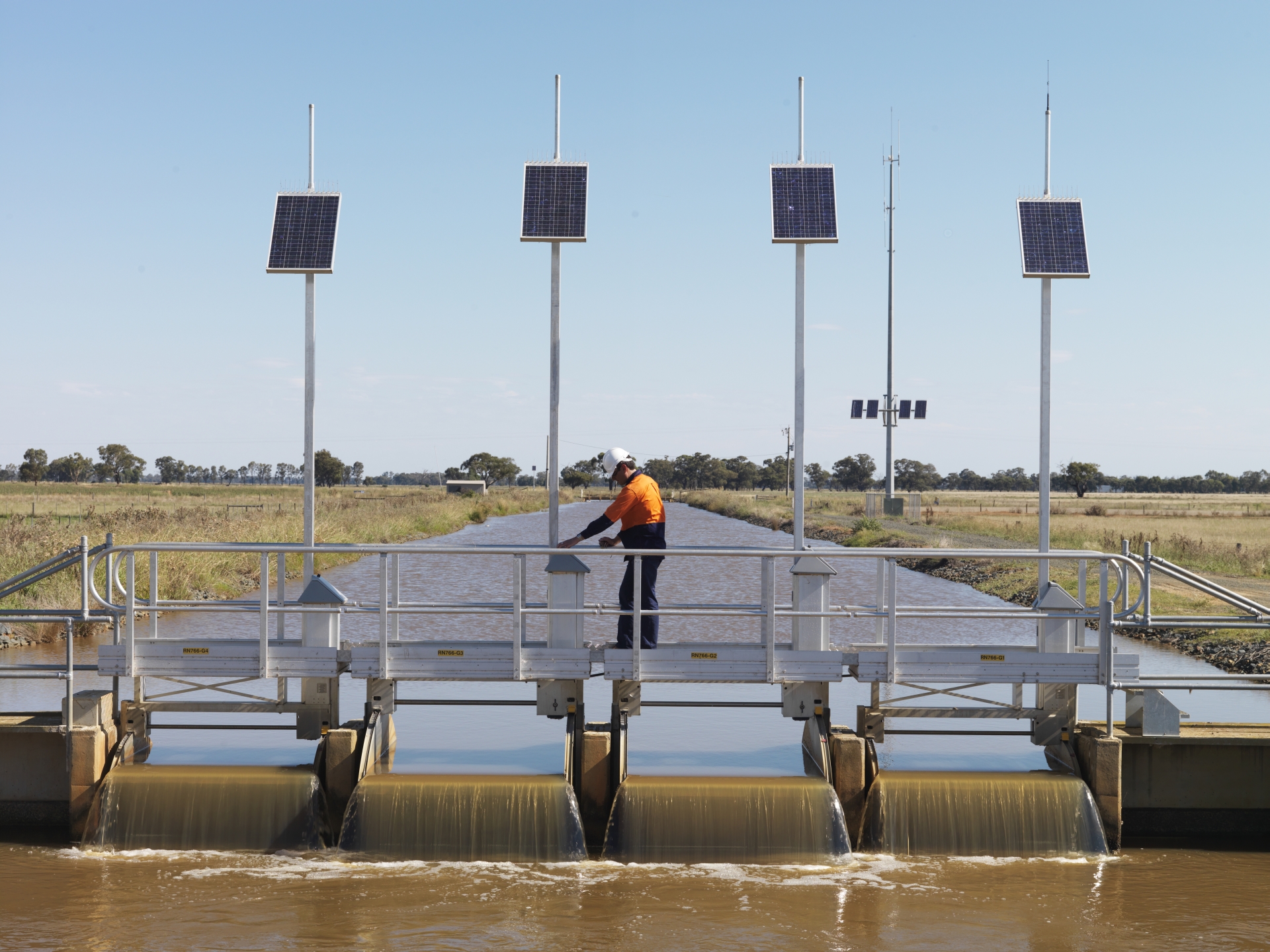 JORNADA TÉCNICA SOBRE “AUTOMATIZACIÓN Y CONTROL DE CANALES DE RIEGO”