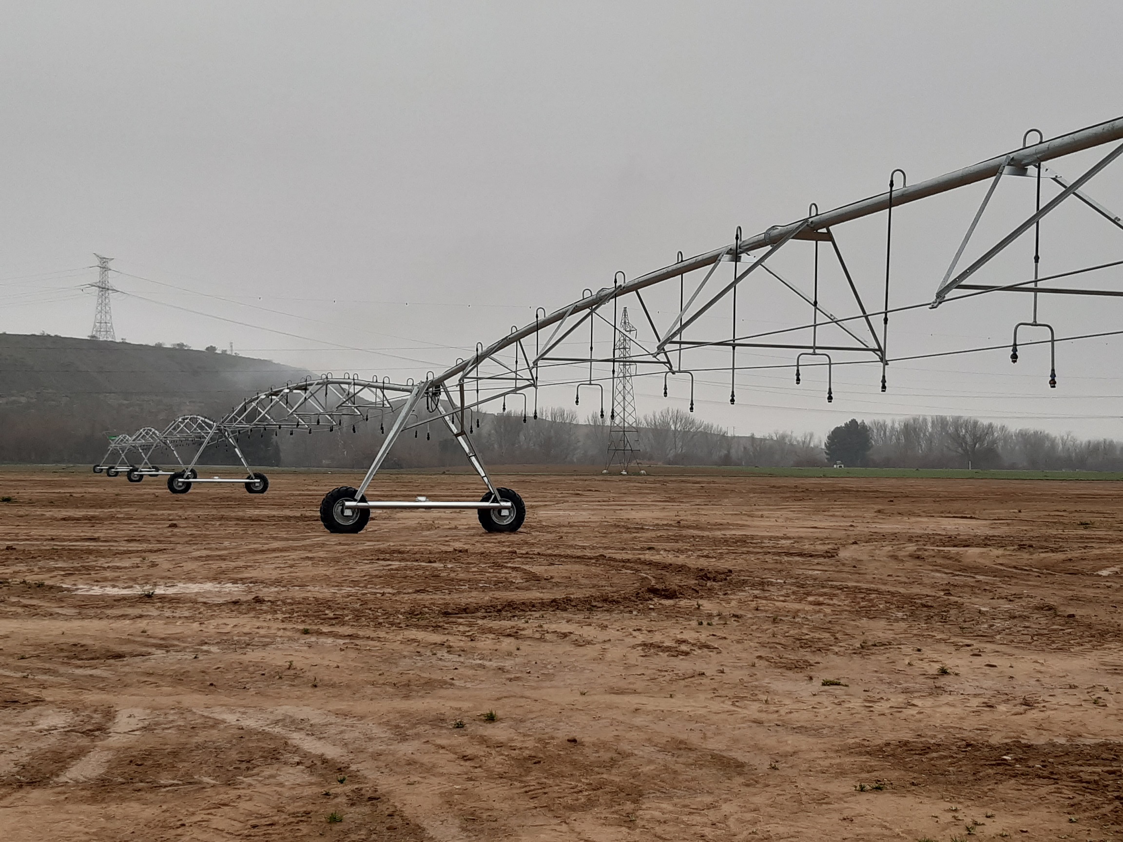 RENOVACIÓN DE MAQUINARIA DE RIEGO DE LA FINCA AGRÍCOLA DEL CENTER