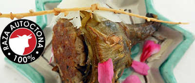 Alcachofa de temporada frita con cadera de ternera retinta