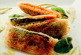 Sardinas en bocadillo crujiente y mayonesaFoto de Sardinas en bocadillo crujiente y mayonesaes