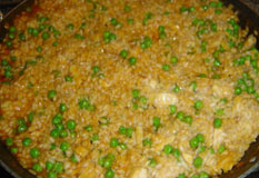 Paellera de arroz con bacalaoPaellera de arroz con bacalaoes